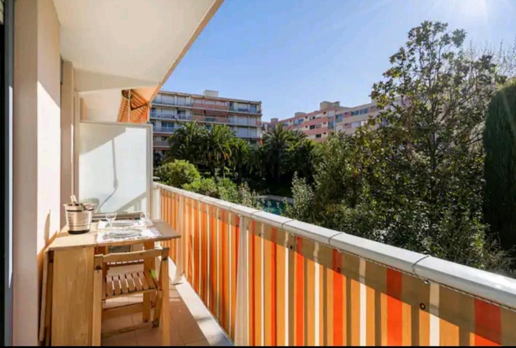 Design loft Studio 4 places piscine et parking Vallauris Extérieur photo